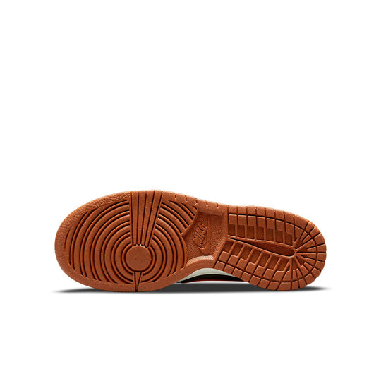 (GS) Nike Dunk Low SE Next Nature 'Toasty - Sequoia' DC9561-300